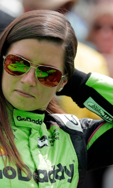 Danica Patrick eases into final race of her career